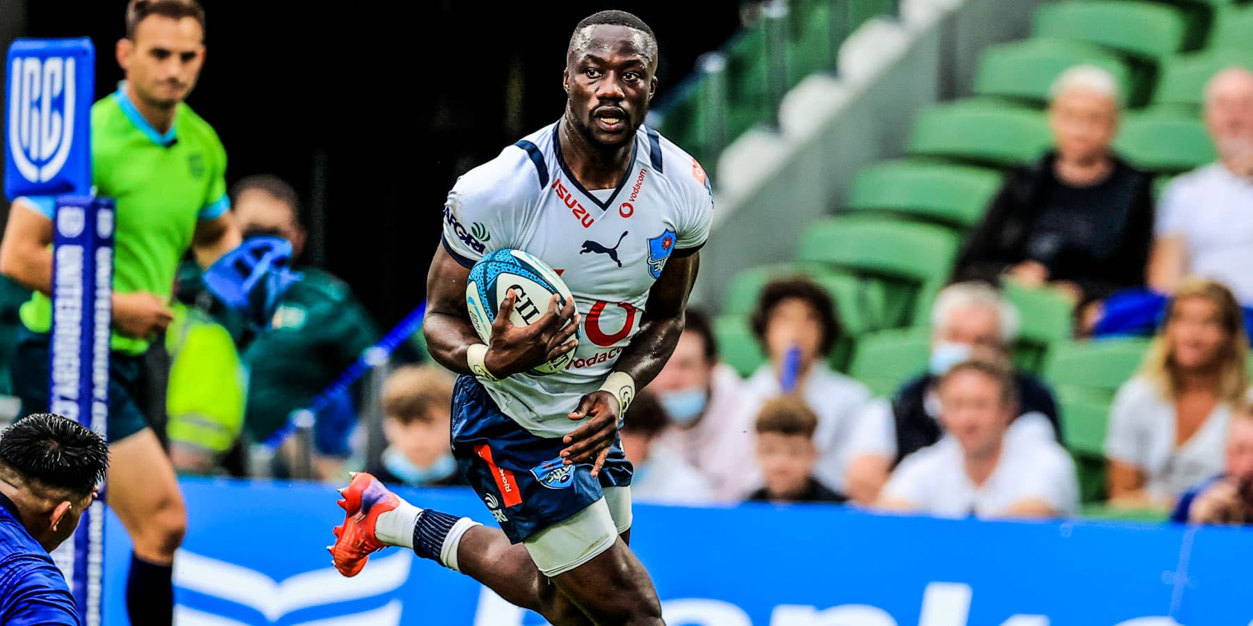 Leinster overpower Bulls in Vodacom URC opener