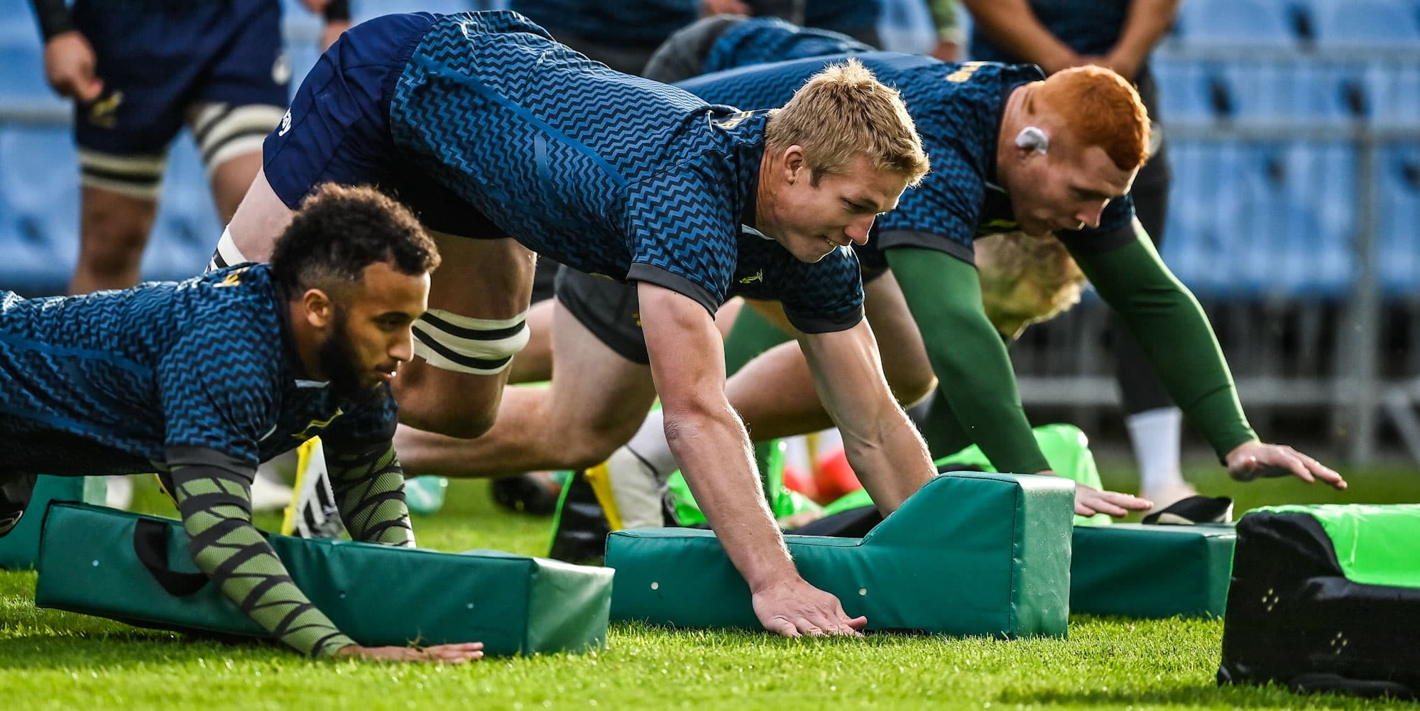 Du Toit on France clash: “There is pressure on both teams”