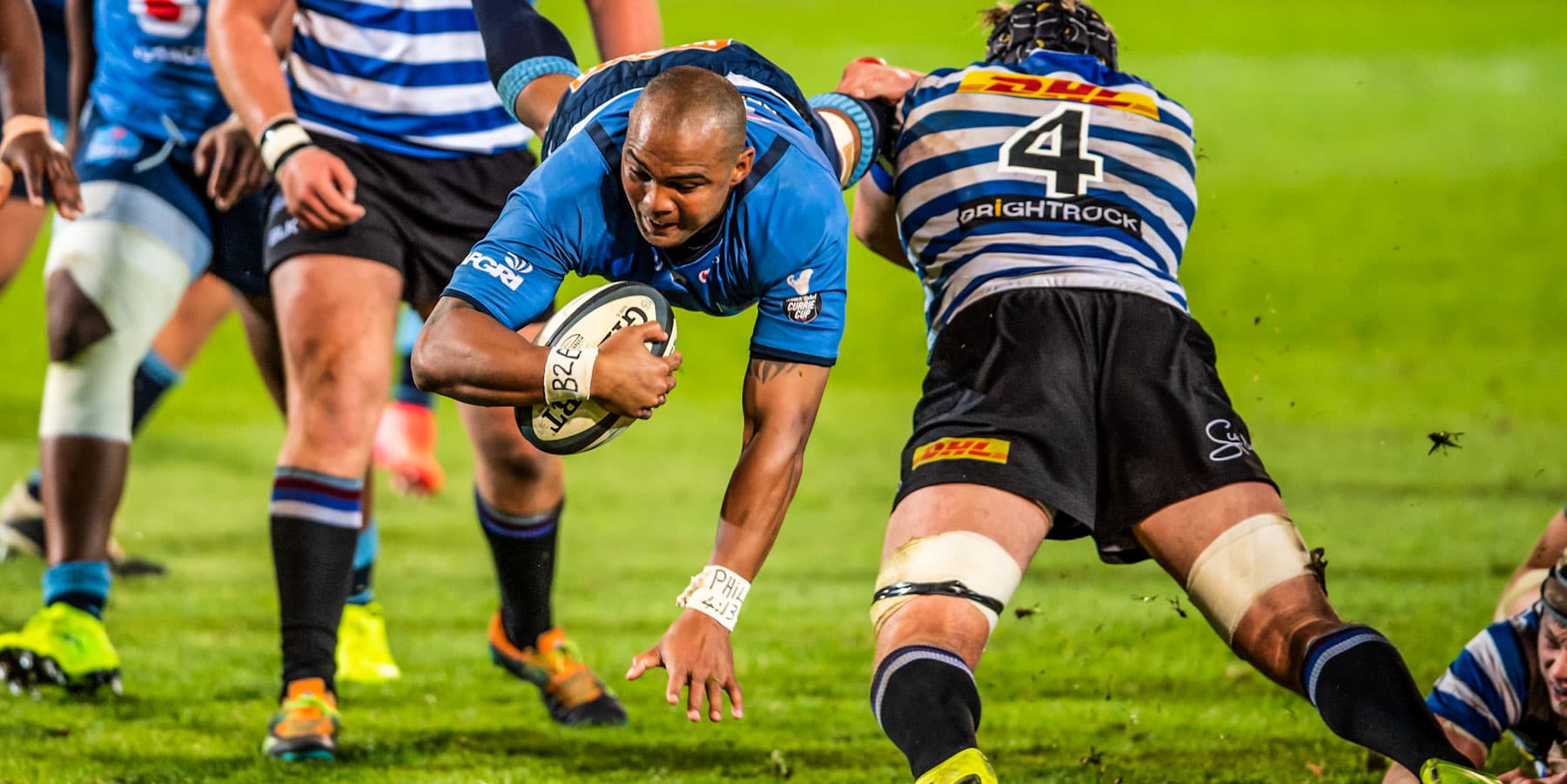 Rampant Bulls storm into Carling Currie Cup Final