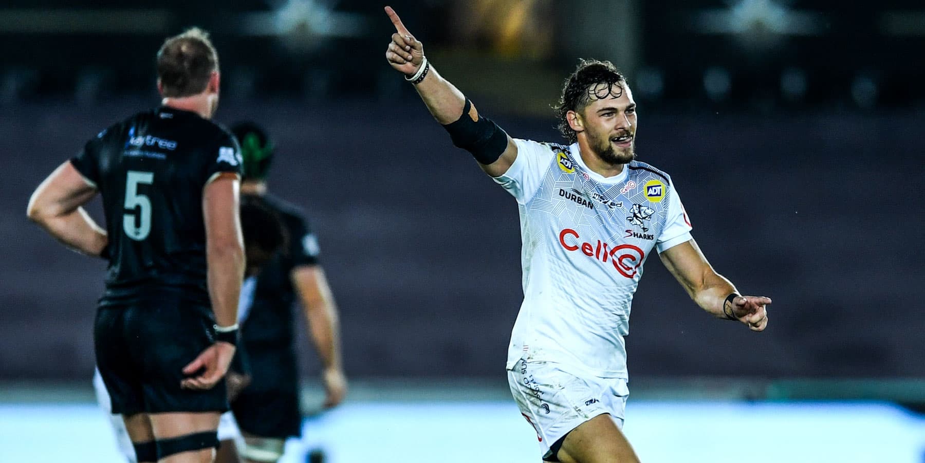 Boom-Boom Boeta helps Sharks to debut win