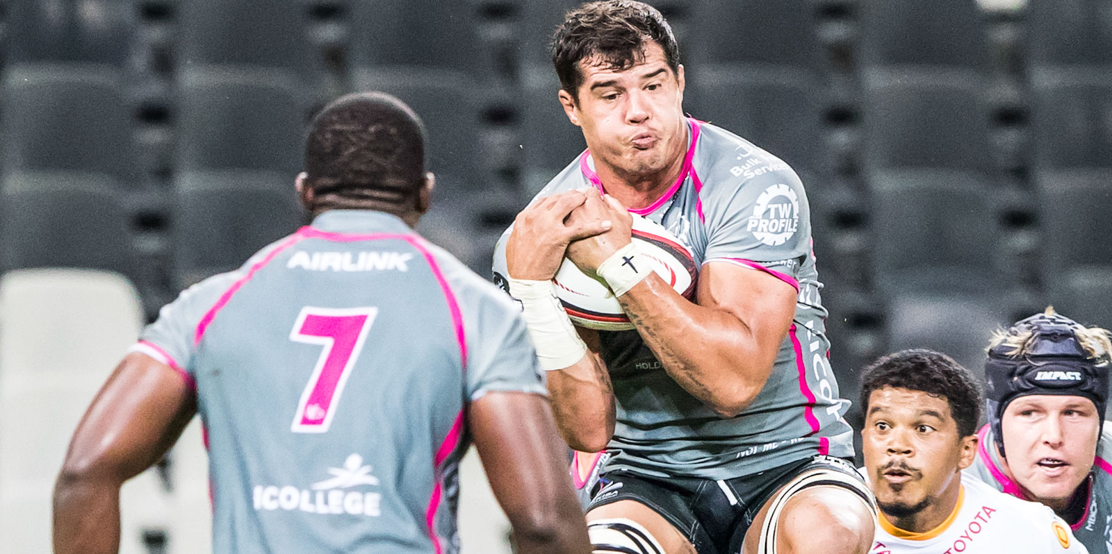 Willie Engelbrecht scored one of the Phakisa Pumas' tries