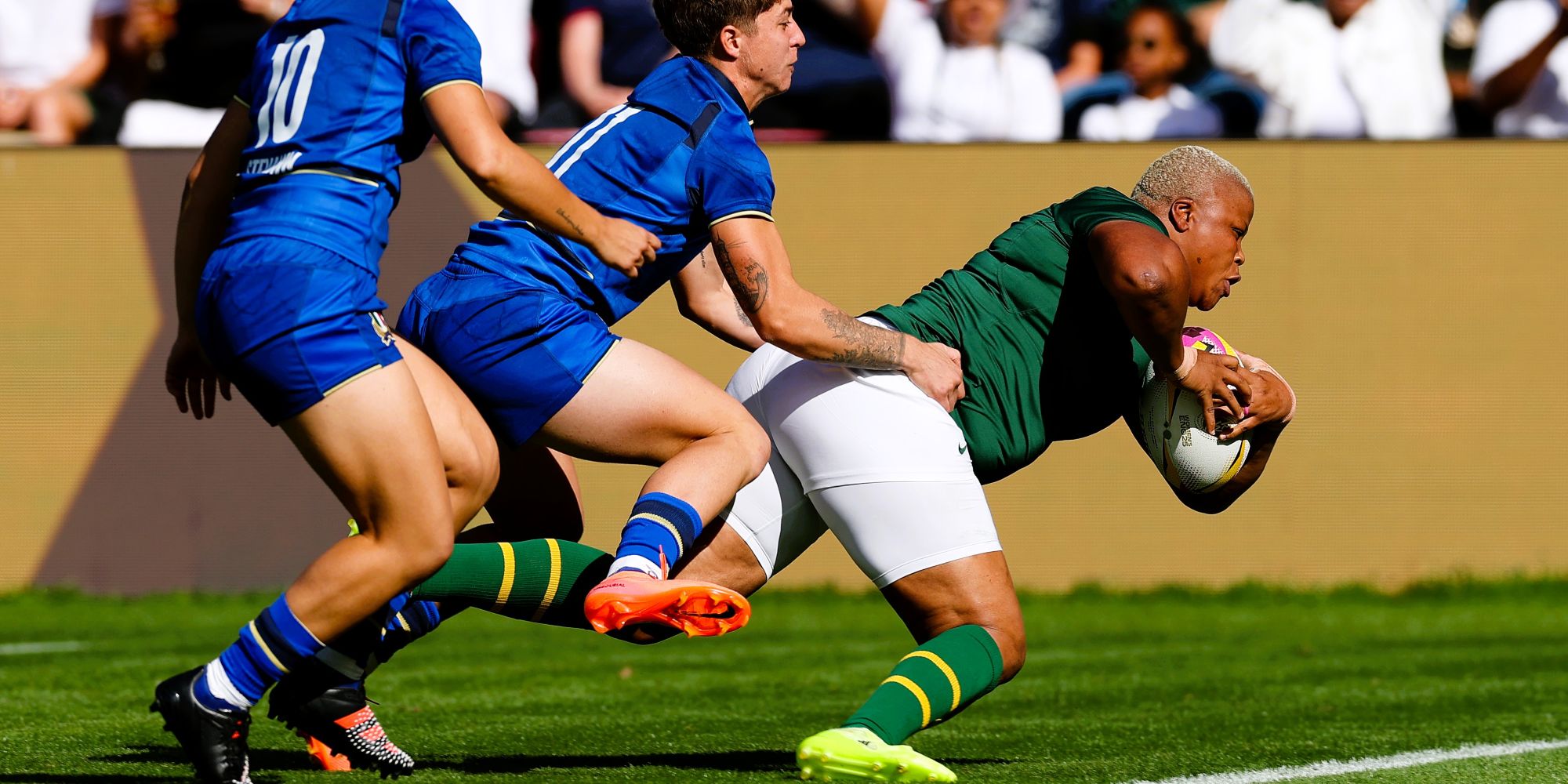 Aseza Hele goes over for her try in the second minute.